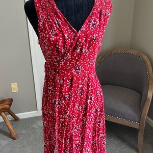 Universal Thread Size Medium M Red and White Sleeveless Maxi Sundress lot5661